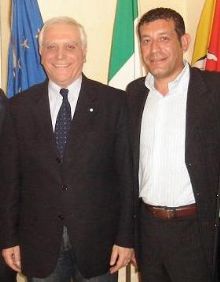 Il Presidente Nicola Bono </br> e l'assessore Gianni Briante.