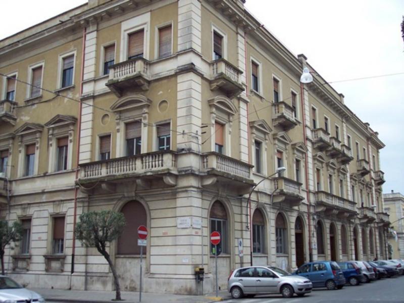 Palazzo delle Provincia via malta 106