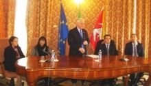 Il Presidente Bono </BR>mentre relaziona in Conferenza.