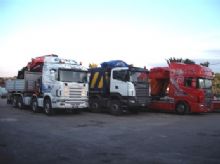 Autocarri in un parcheggio