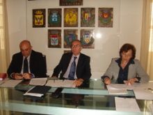 Il Sindaco Garozzo, il Commissario Lutri e la Prof.ssa Liotta del CSP